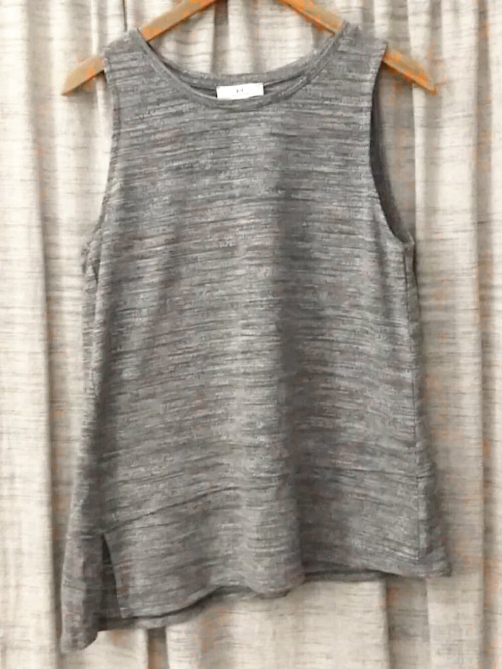 H Halston Asymmetrical Thick Heathered Knit Tank Top Large Grey Office Siren